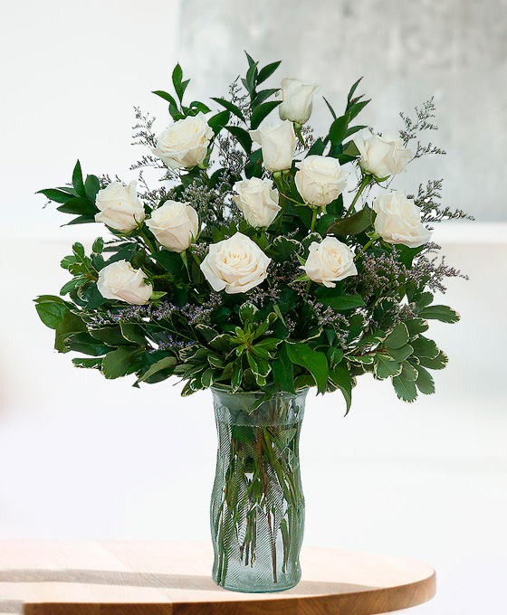 Ramo de 12 rosas blancas